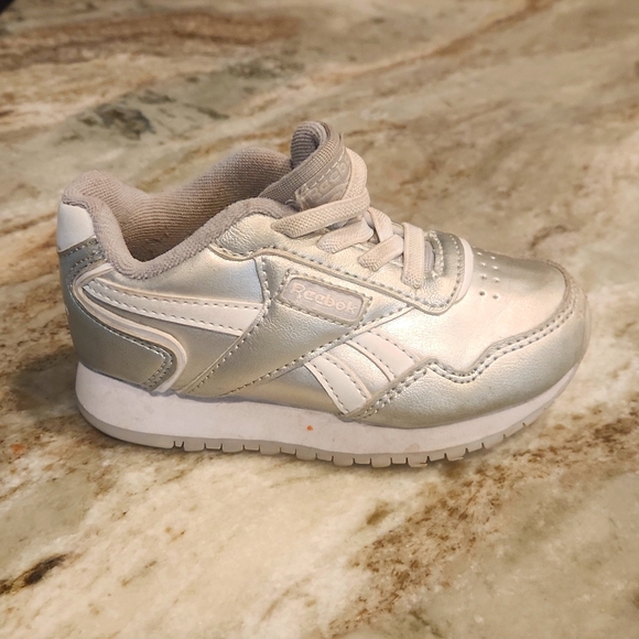 Toddler Reeboks - Picture 3 of 3